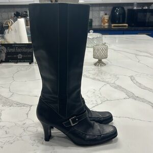 Worthington Black Leather Full Side‎ Zip Square Toe and Heel Boot. Size 10M